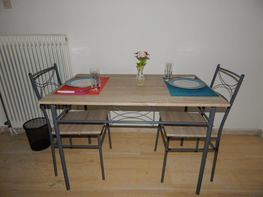 Cozy Apartment For 2-5 People-Center Tripoli 1 Εξωτερικό φωτογραφία