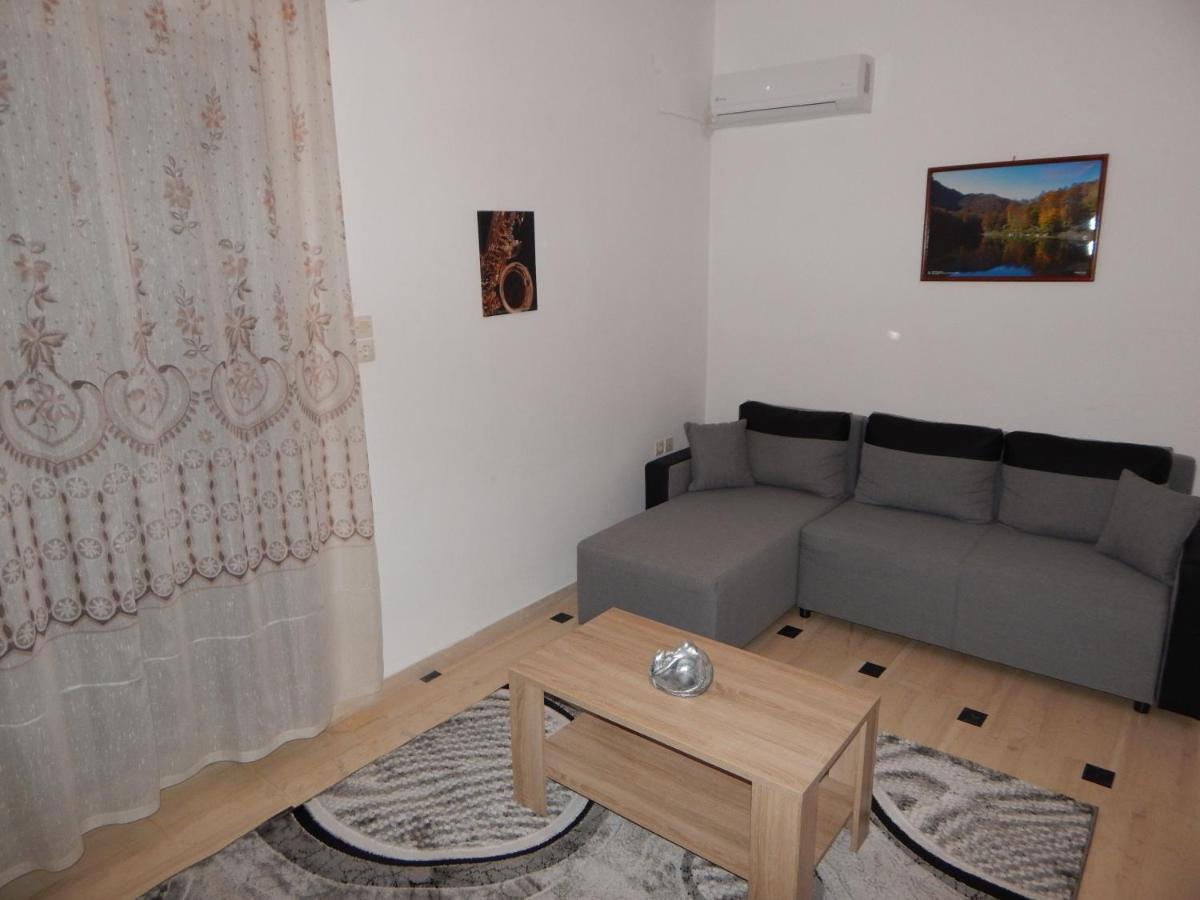 Cozy Apartment For 2-5 People-Center Tripoli 1 Εξωτερικό φωτογραφία